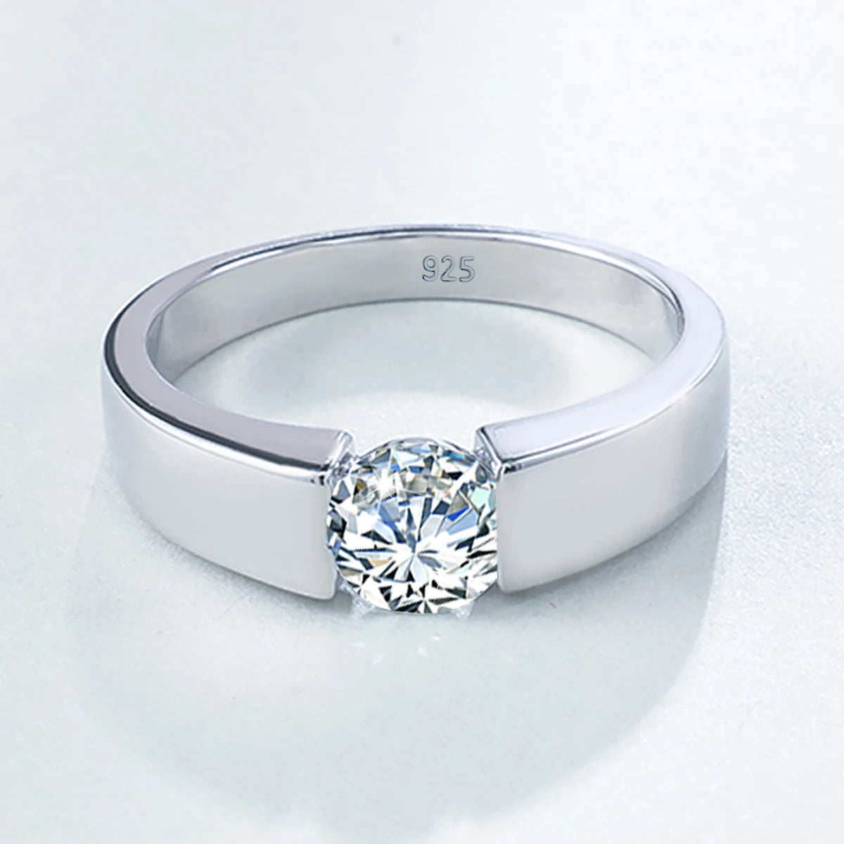 Round Cut Classic | 0.5 to 1ct Men's Moissanite Ring | Solid 925 Silver