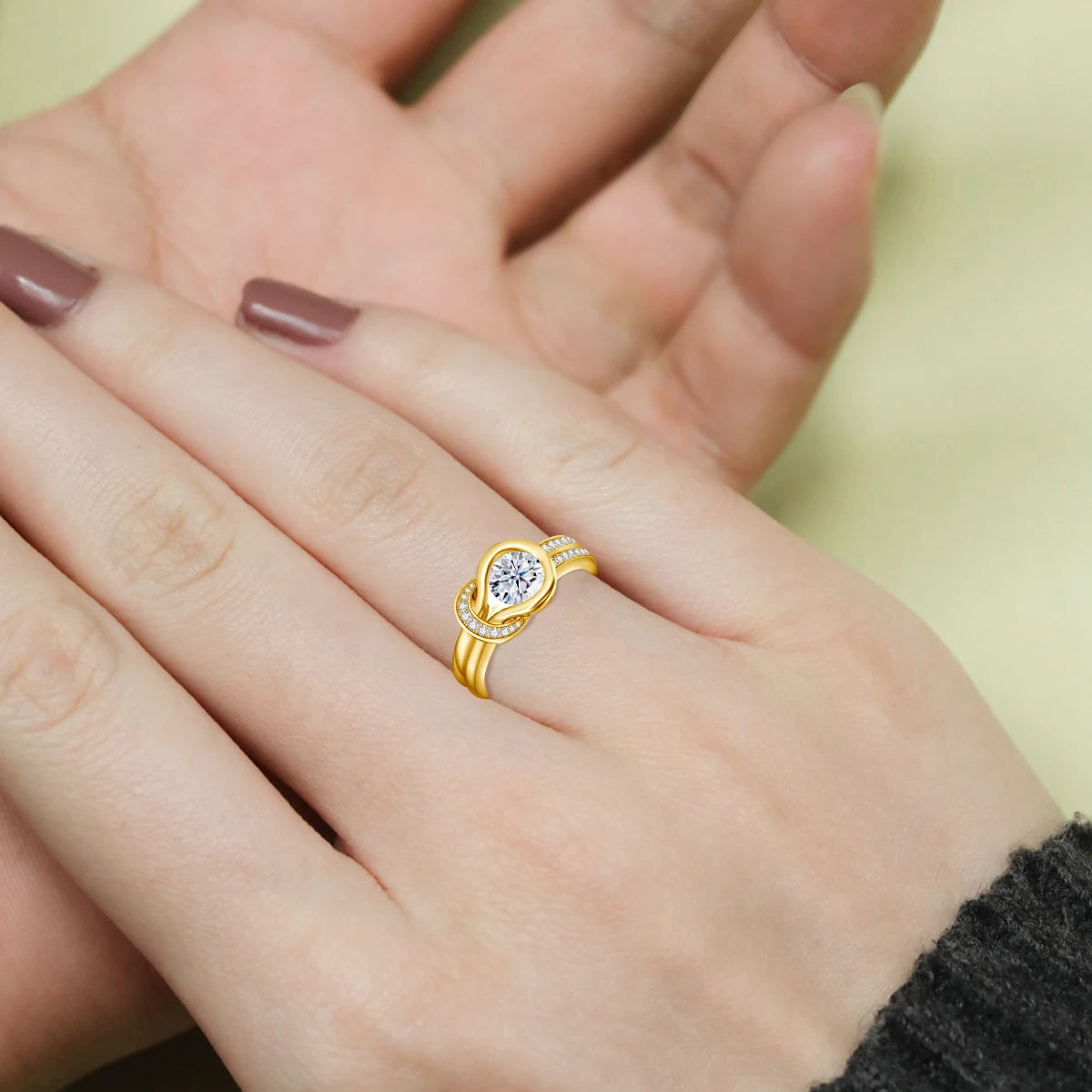 Bow Knot | 1ct Moissanite Ring, 7mm | Certified 925 Sterling Silver