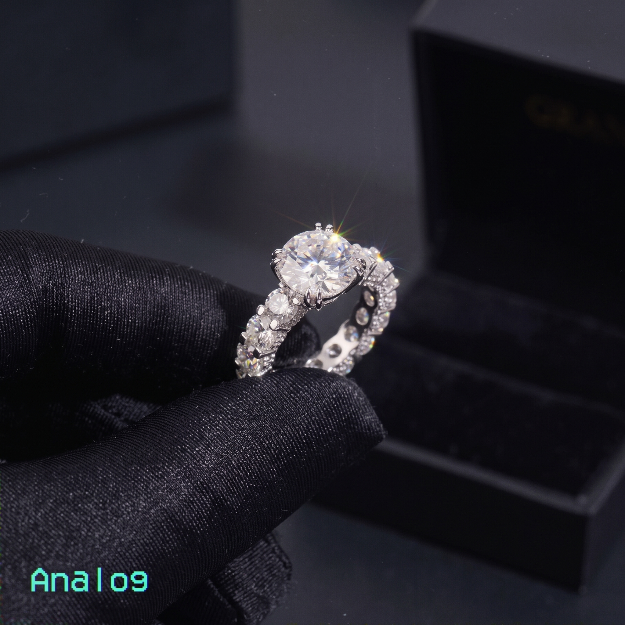 Grand Round by Analog Imprints